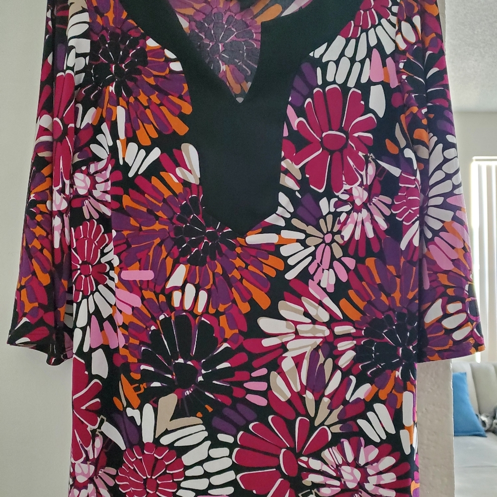 3/4 sleeve maroon, black, white, orange blouse